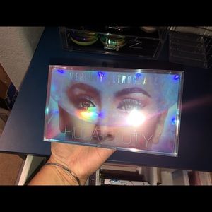 BNIB Huda Mercury Retrograde